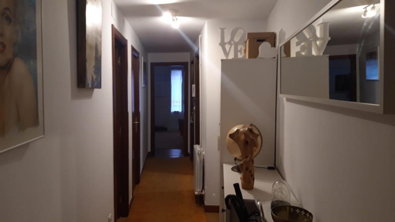 Acogedora Habitación Centro Bilbau Exterior foto